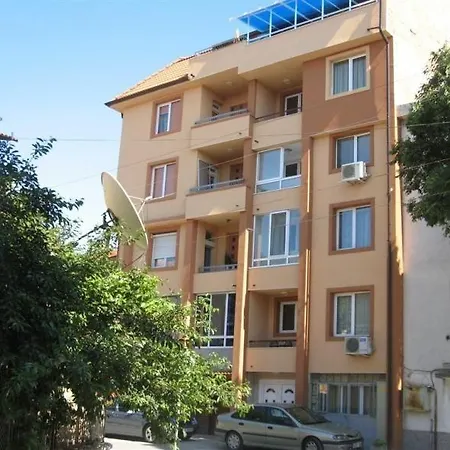 Apartament Geri 2